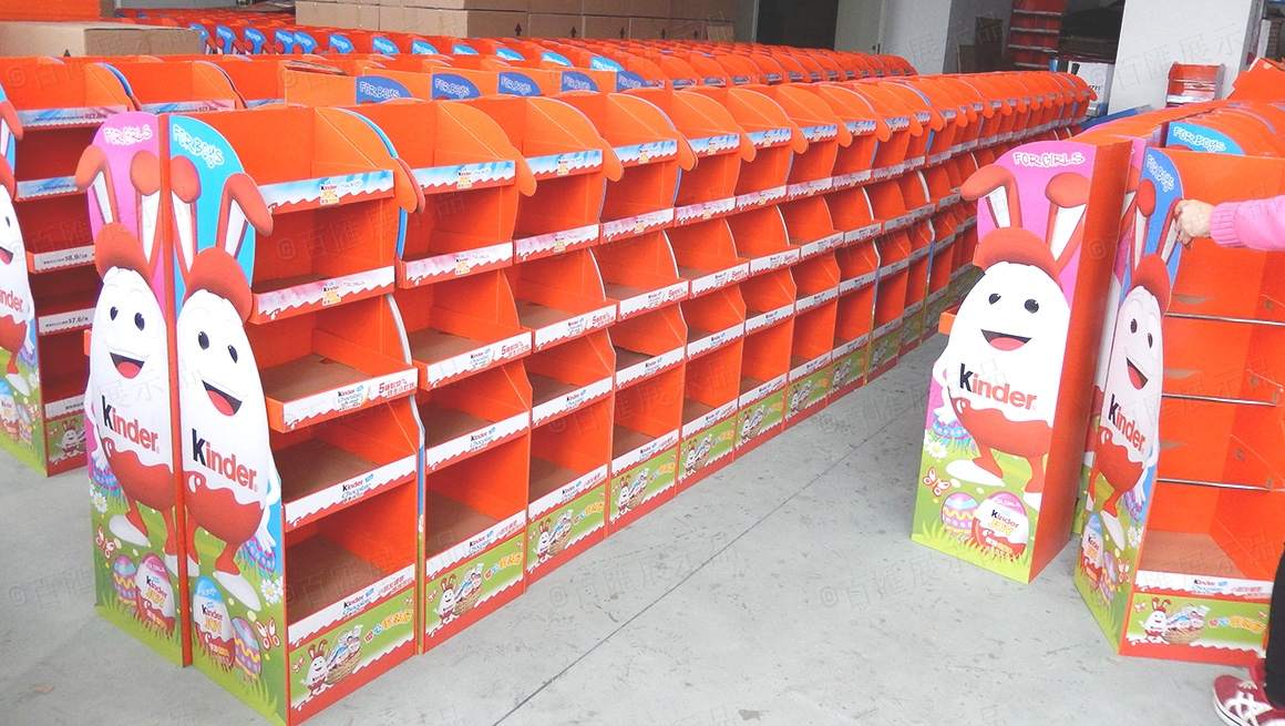 kinder dumpbin display